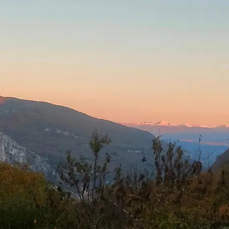 Vakantiehuis L'horizon & - Privatif, Vue Alpes & Nature La Burbanche